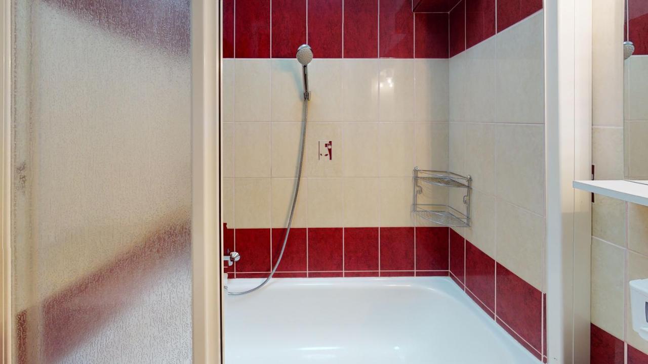 Cristian Apartman Hajduszoboszlo Exterior foto